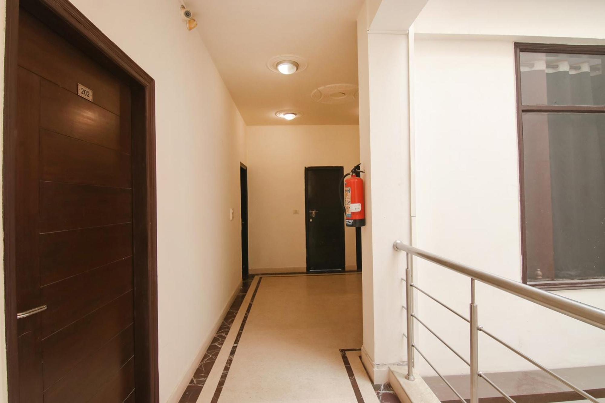 Fabhotel The Lavish Villa Badshahpur Екстер'єр фото