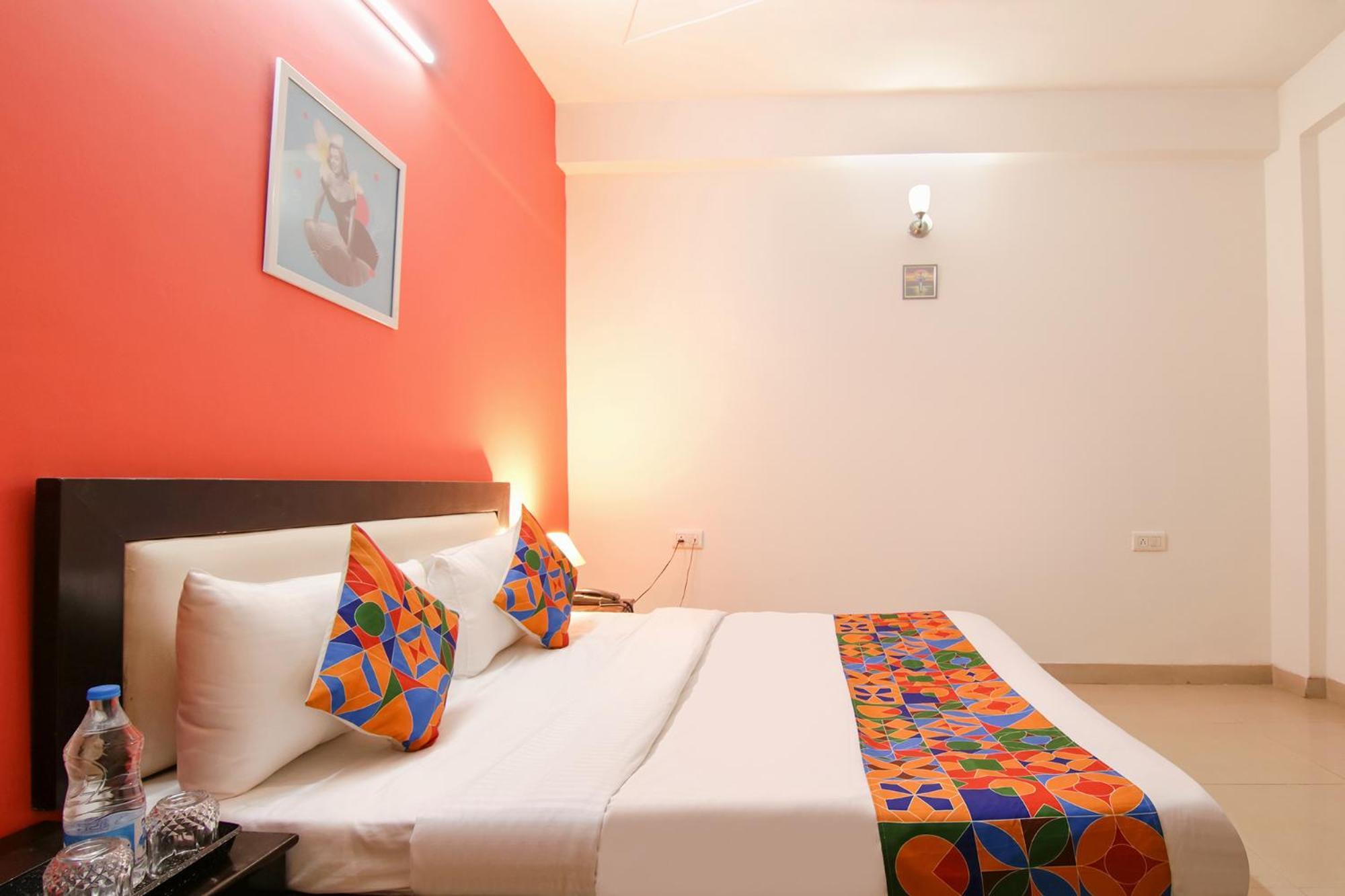 Fabhotel The Lavish Villa Badshahpur Екстер'єр фото