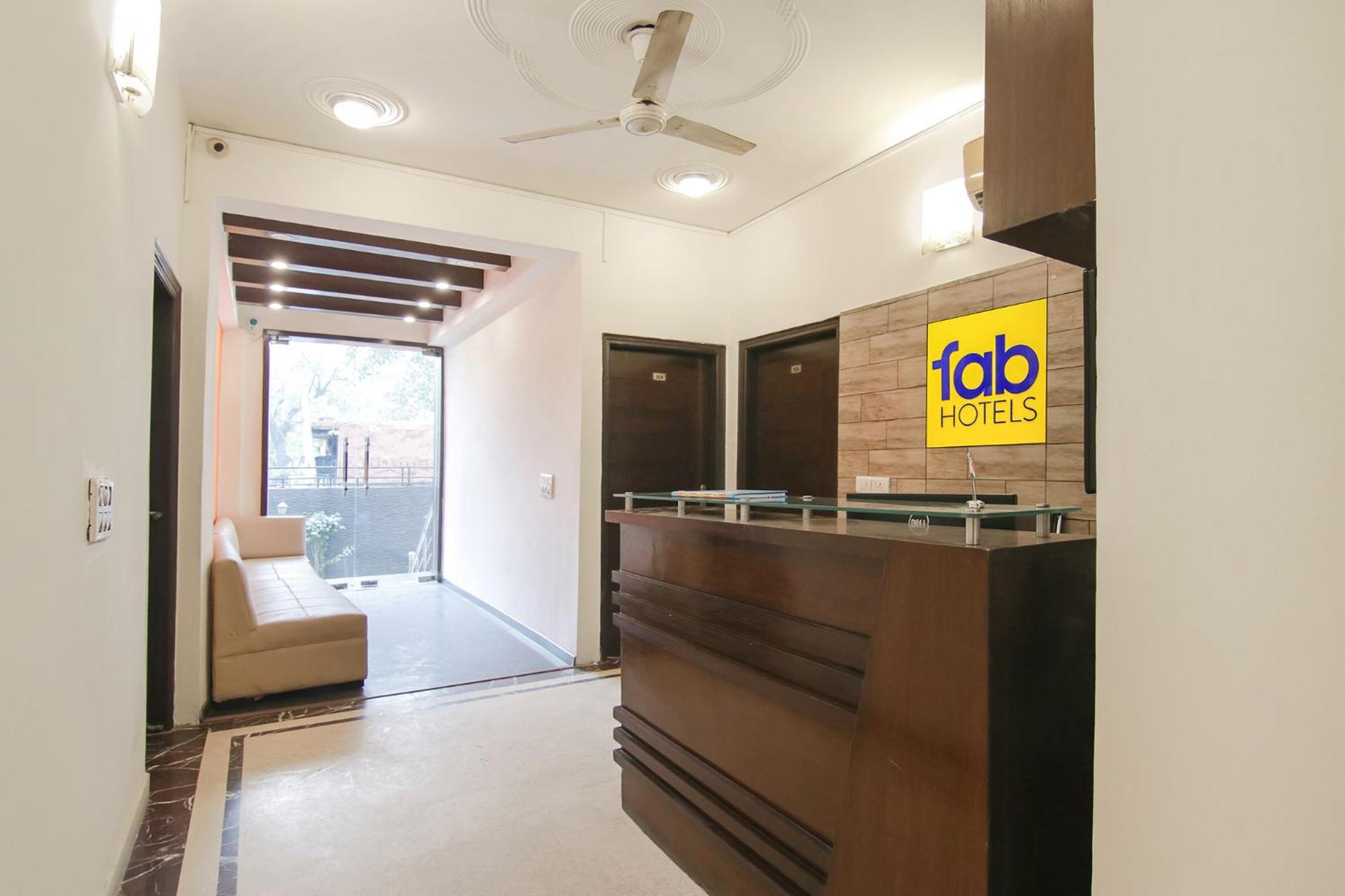 Fabhotel The Lavish Villa Badshahpur Екстер'єр фото