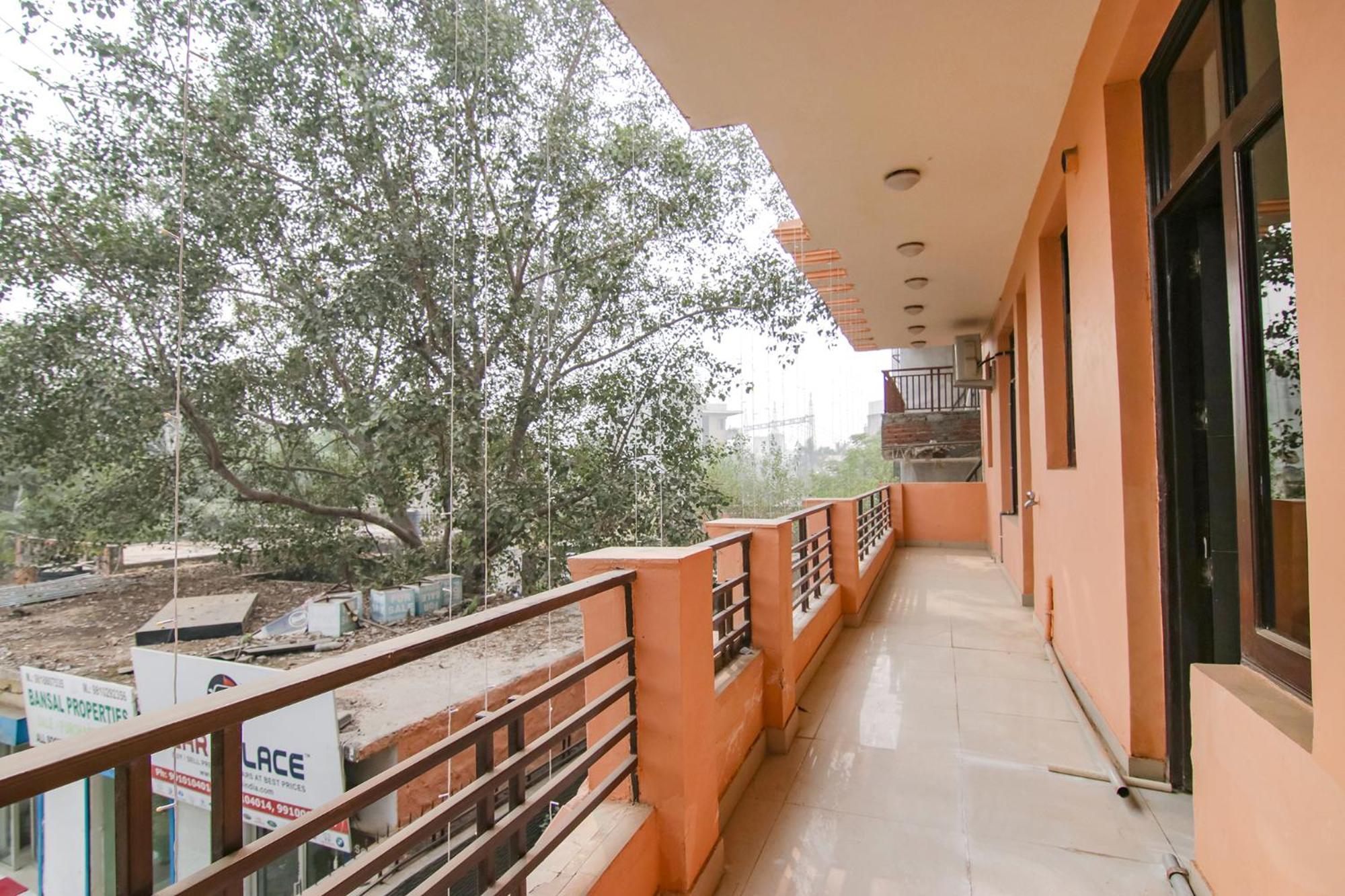 Fabhotel The Lavish Villa Badshahpur Екстер'єр фото